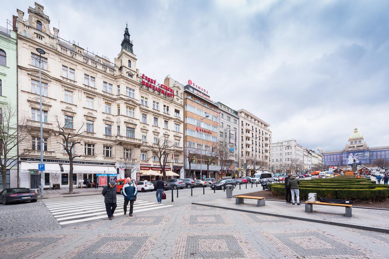 Wenceslas Square Apartment プラハ エクステリア 写真